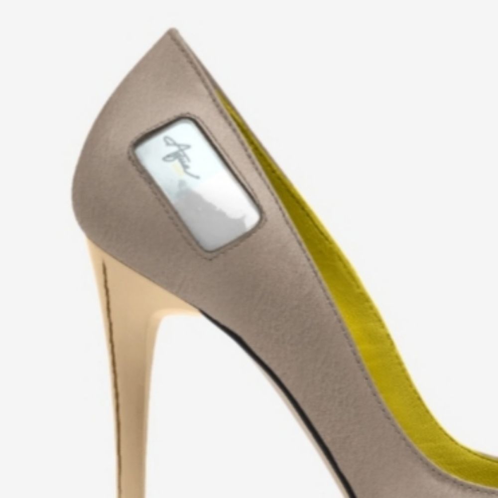 Benz Heels - Picture 3 of 5